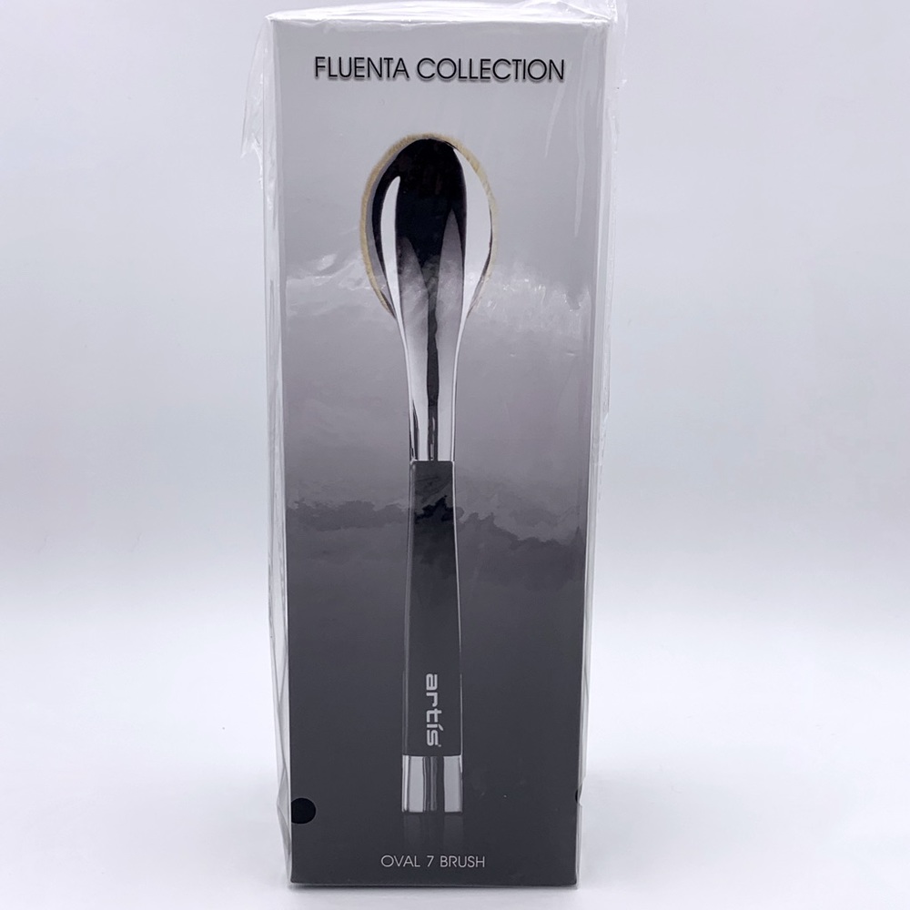 Artís Fluenta Oval 7 Make-Up Brush brand NEW